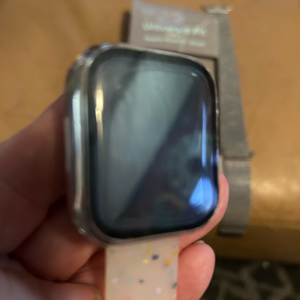 Apple Series 7 watch, 45mm, gps and cell, it’s unlocked.